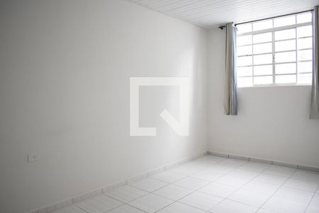 Quarto 1 de casa para alugar com 3 quartos, 100m² em Uberaba, Curitiba