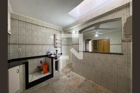 Casa à venda com 174m², 5 quartos e 1 vagaCozinha 