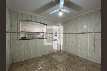 Casa à venda com 174m², 5 quartos e 1 vagaCozinha 