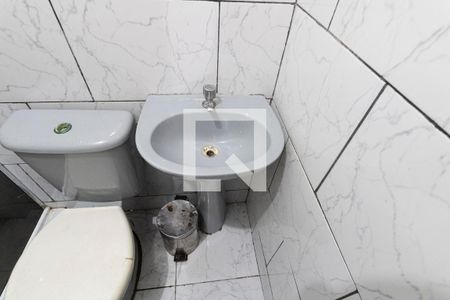 Banheiro de casa para alugar com 1 quarto, 80m² em Guaratiba, Rio de Janeiro