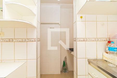 Apartamento à venda com 64m², 2 quartos e 1 vaga Apartamento à venda com 64m², 2 quartos e 1 vagaCozinha