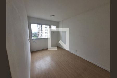 Suite de apartamento à venda com 3 quartos, 78m² em Irajá, Rio de Janeiro