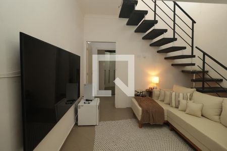 Sala de casa de condomínio à venda com 3 quartos, 116m² em Cambuci, São Paulo