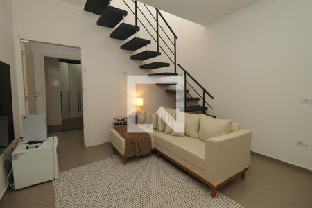 Sala de casa de condomínio à venda com 3 quartos, 116m² em Cambuci, São Paulo