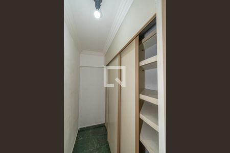 Armário Suite de apartamento para alugar com 1 quarto, 51m² em Centro, Campinas
