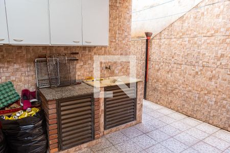 Casa à venda com 225m², 4 quartos e 4 vagas Casa à venda com 225m², 4 quartos e 4 vagasÁrea gourmet