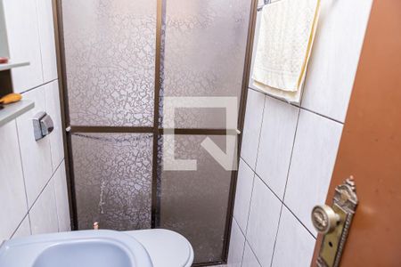 Casa à venda com 225m², 4 quartos e 4 vagas Casa à venda com 225m², 4 quartos e 4 vagasBanheiro 2