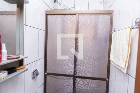 Casa à venda com 225m², 4 quartos e 4 vagas Casa à venda com 225m², 4 quartos e 4 vagasBanheiro 2