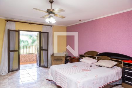 Casa à venda com 225m², 4 quartos e 4 vagas Casa à venda com 225m², 4 quartos e 4 vagasQuarto 1