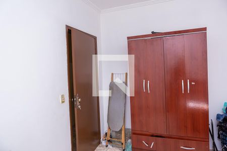 Casa à venda com 225m², 4 quartos e 4 vagas Casa à venda com 225m², 4 quartos e 4 vagasQuarto 2