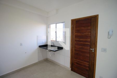 Cozinha de apartamento para alugar com 1 quarto, 45m² em Cidade Líder, São Paulo