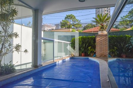 Apartamento à venda com 120m², 3 quartos e 2 vagasÁrea comum - Piscina