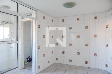 Apartamento à venda com 120m², 3 quartos e 2 vagasCozinha