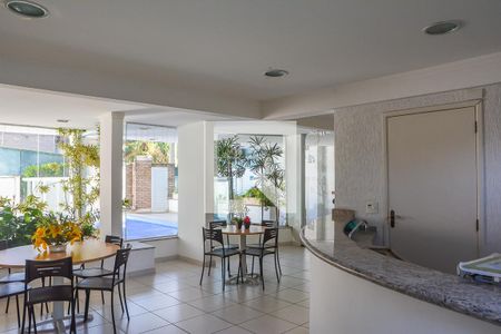 Apartamento à venda com 120m², 3 quartos e 2 vagasÁrea comum - Salão de festas