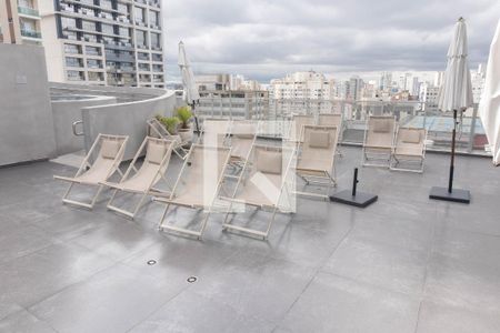 Studio à venda com 20m², 1 quarto e sem vagaÁrea comum - Piscina