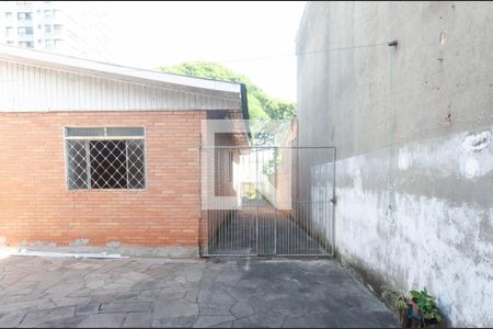 Casa à venda com 90m², 3 quartos e 2 vagasQuintal Fundos