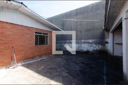 Casa à venda com 90m², 3 quartos e 2 vagasQuintal Fundos