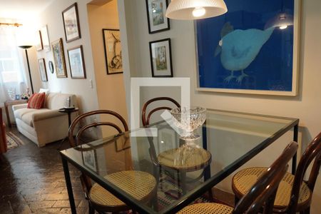 Apartamento à venda com 80m², 2 quartos e 1 vagaSala de Jantar