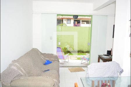 Sala de apartamento para alugar com 1 quarto, 70m² em Praia do Flamengo, Salvador