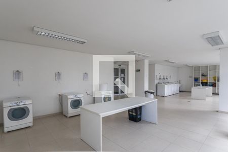 Apartamento para alugar com 43m², 1 quarto e 1 vagaÁrea Comum - Lavanderia