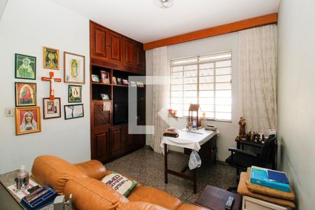 Sala de casa à venda com 3 quartos, 450m² em Santa Inês, Belo Horizonte