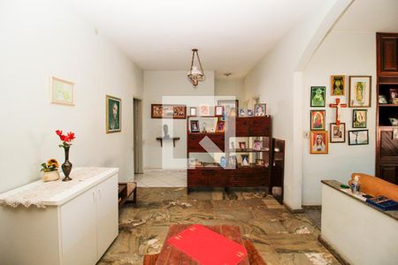 Sala de casa para alugar com 3 quartos, 600m² em Santa Inês, Belo Horizonte