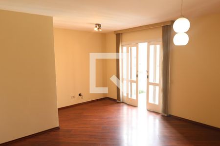 Sala de apartamento para alugar com 2 quartos, 76m² em Vila Uberabinha, São Paulo