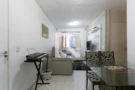 Sala de apartamento para alugar com 2 quartos, 50m² em Colônia (zona Leste), São Paulo