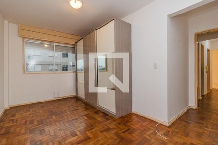 Quarto 1 de apartamento para alugar com 2 quartos, 59m² em Cristal, Porto Alegre
