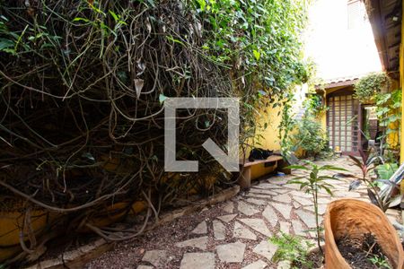 Casa à venda com 140m², 2 quartos e 3 vagasQuintal