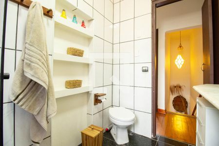 Casa à venda com 140m², 2 quartos e 3 vagasBanheiro