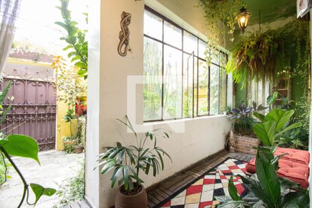 Casa à venda com 140m², 2 quartos e 3 vagasEntrada