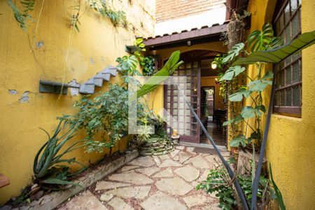 Casa à venda com 140m², 2 quartos e 3 vagasQuintal
