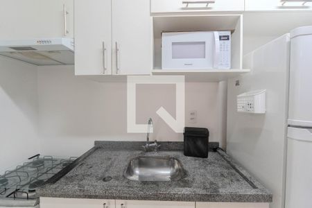 Cozinha de apartamento para alugar com 1 quarto, 25m² em Bela Vista, São Paulo