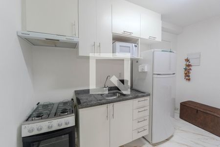 Cozinha de apartamento para alugar com 1 quarto, 25m² em Bela Vista, São Paulo