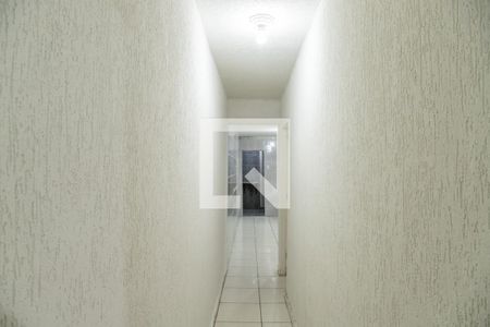 Corredor de casa para alugar com 1 quarto, 105m² em Vila Londrina, São Paulo