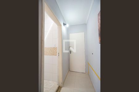 Corredor de entrada de kitnet/studio para alugar com 1 quarto, 31m² em Penha de França, São Paulo