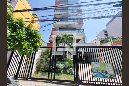 Apartamento para alugar com 76m², 2 quartos e 1 vaga Apartamento para alugar com 76m², 2 quartos e 1 vagaFachada