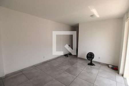 Sala de apartamento para alugar com 2 quartos, 76m² em Todos Os Santos, Rio de Janeiro