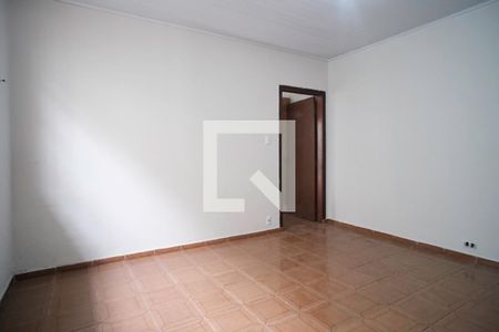 Sala de casa à venda com 4 quartos, 80m² em Vila Guilhermina, São Paulo