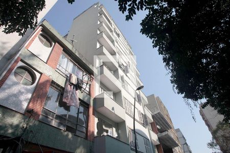 Apartamento para alugar com 62m², 2 quartos e sem vagaFachada