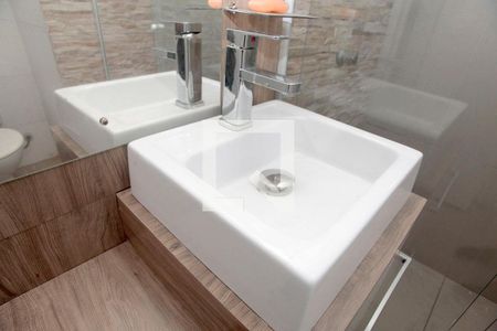 Apartamento para alugar com 62m², 2 quartos e sem vagaBanheiro