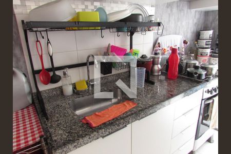 Cozinha de apartamento à venda com 2 quartos, 44m² em Jardim Boa Vista (zona Oeste), Osasco
