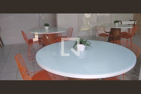 Apartamento à venda com 44m², 2 quartos e 1 vaga Apartamento à venda com 44m², 2 quartos e 1 vagaÁrea comum - Salão de festas