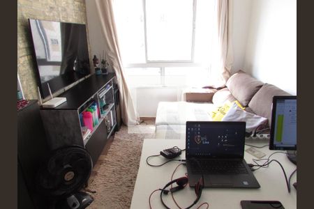 Sala de apartamento à venda com 2 quartos, 44m² em Jardim Boa Vista (zona Oeste), Osasco