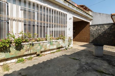 Quintal de casa à venda com 6 quartos, 260m² em Vila Alpina, São Paulo