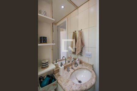 Apartamento para alugar com 110m², 3 quartos e 2 vagas Apartamento para alugar com 110m², 3 quartos e 2 vagasBanheiro