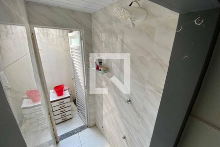 Casa à venda com 160m², 2 quartos e sem vaga Casa à venda com 160m², 2 quartos e sem vagaBanheiro
