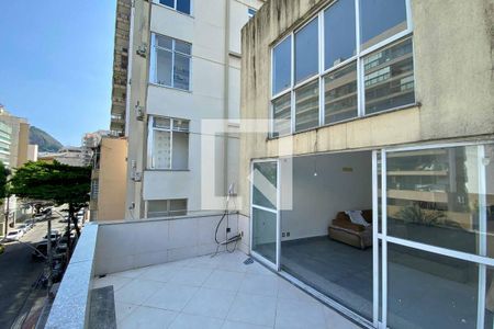 Casa à venda com 160m², 2 quartos e sem vaga Casa à venda com 160m², 2 quartos e sem vagaVaranda - 3º andar