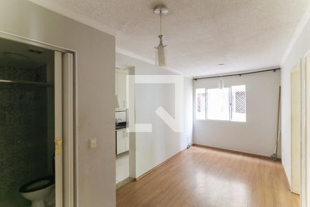Sala de apartamento à venda com 3 quartos, 63m² em Parque Marabá, Taboão da Serra